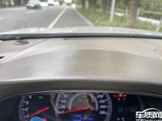 东风日产天籁Teana发动机冷却风扇故障检修方法及注意事项