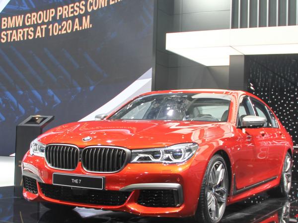 进口宝马M760Li X Drive电路组成原理