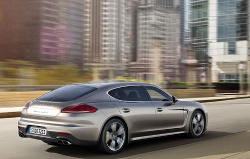 保时捷Panamera Turbo S
