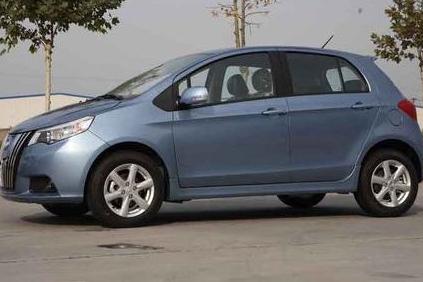 长城汽车凌傲安全带维修方法