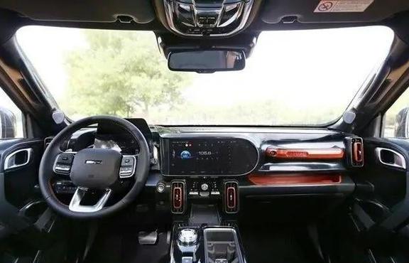 火花塞通常分为热型和冷型