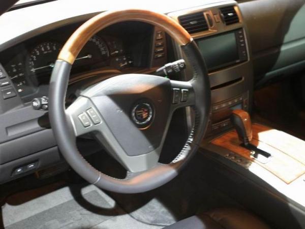 凯迪拉克XLR车灯调节