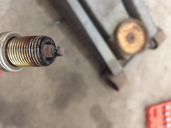 长城汽车腾翼C50车窗电机维修