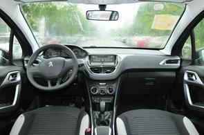 安全停车 标致2008制动灯维护技巧分享