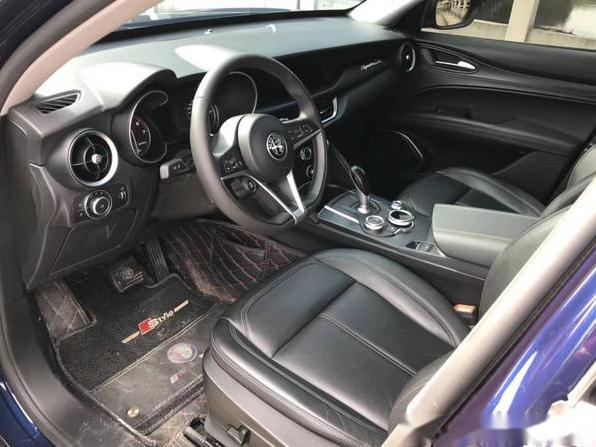 罗密欧Stelvio