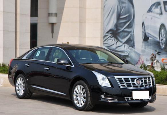 凯迪拉克XTS刹车片更换