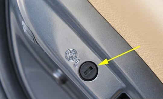 凯迪拉克XT4喇叭无声怎么办？7种解决方案全解析