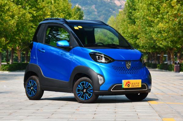 江铃新能源E100电池充电