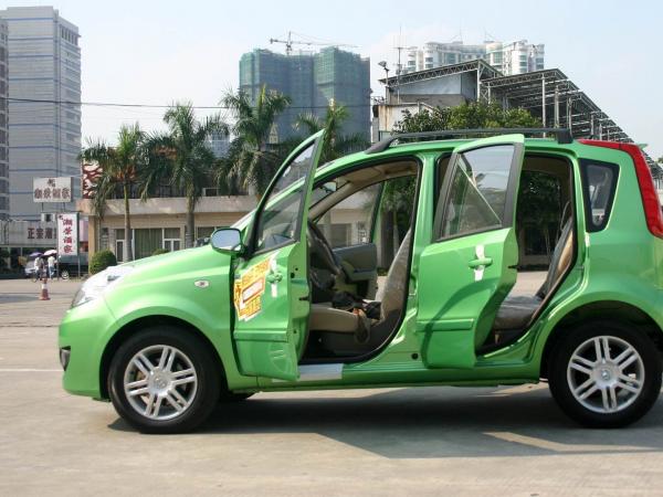 长城汽车精灵空气净化器清洗