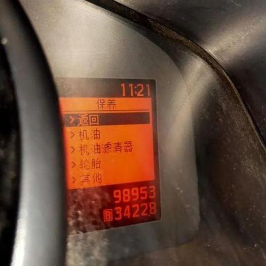 郑州日产NV200雨刮器维修