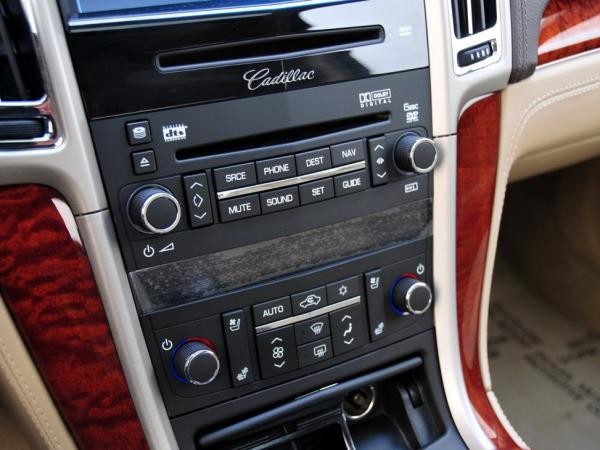 凯迪拉克SLS氛围灯故障处理