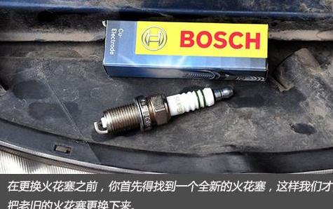 火花塞可以用普通套筒拆吗