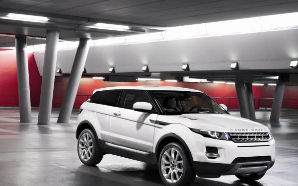 路虎极光Evoque车身恢复