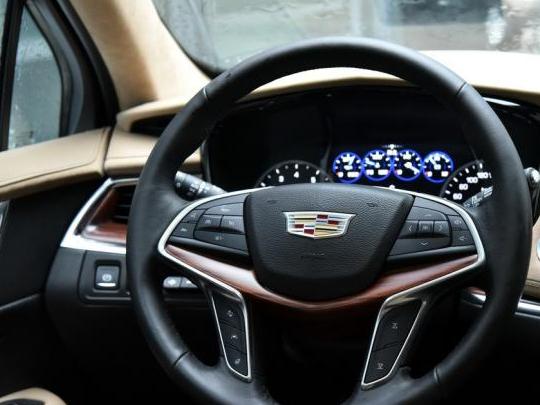 凯迪拉克XT5排气管异响解决