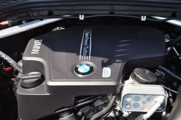 进口宝马F25 (底盘号) -X3 xDrive28i详细分析
