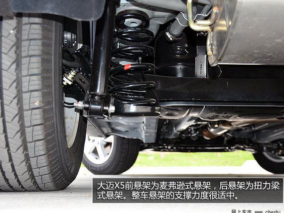 发动机异响加油声音发闷