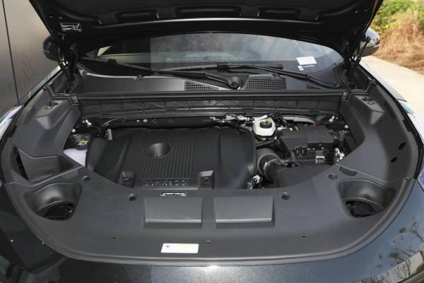 领克01保险杠维修全攻略 更换/喷漆/保险理赔要点详解