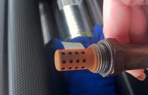 氧传感器进水故障码