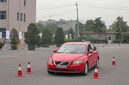 沃尔沃S40正时链更换