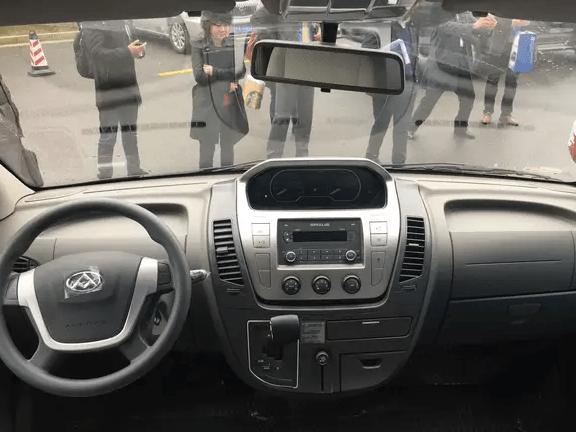大通V80ABS泵更换