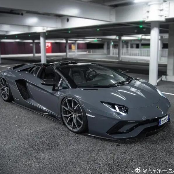 兰博基尼埃文塔多Aventador维护