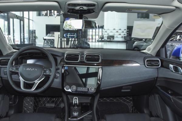 保姆级教程 领克02内饰深度清洁指南｜附清洁工具清单与步骤详解