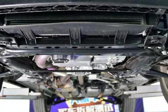 凯迪拉克XT5制动失灵