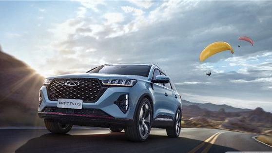 魏派VV7空气滤清器更换