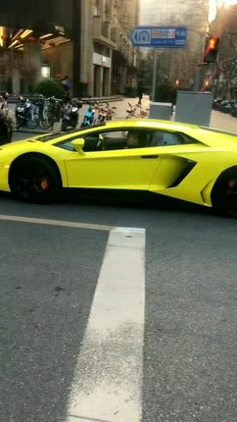 兰博基尼埃文塔多Aventador