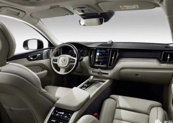 沃尔沃XC60维修门把手